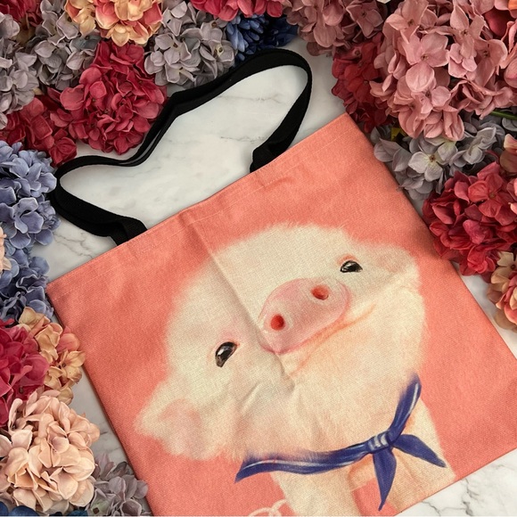 Eco-Friendly Wilbur the Pig Folding Tote Bag - Picture 3 of 13